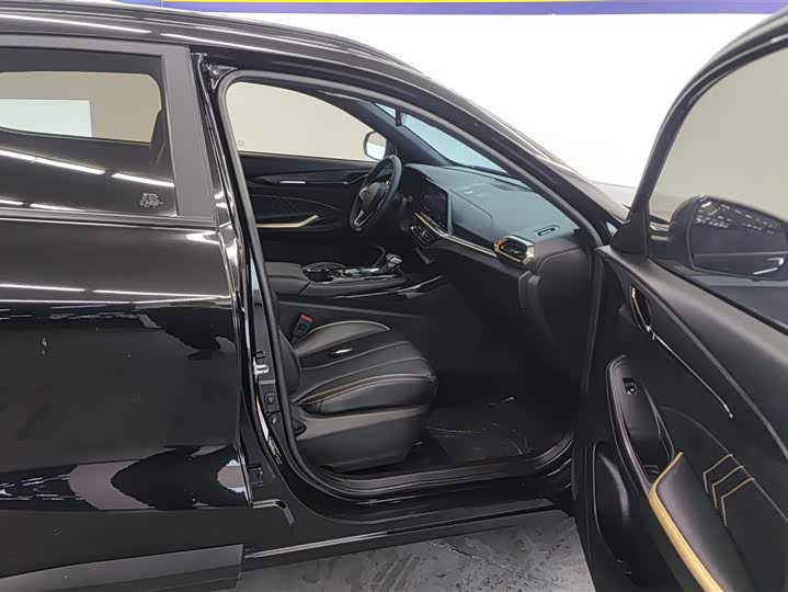 Фото 8 - Changan Oshan X5