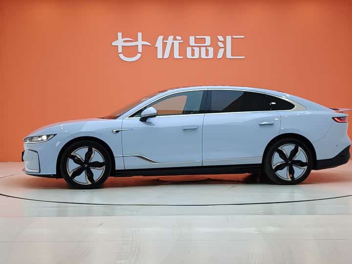 Фото 2 - Voyah Passion