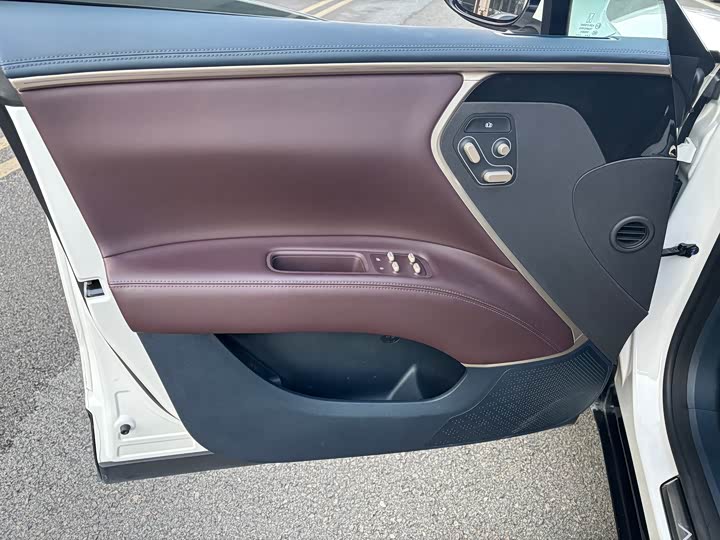 Фото 5 - Avatr 11