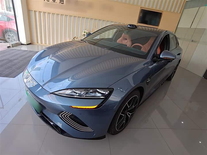 Фото 2 - BYD Seal