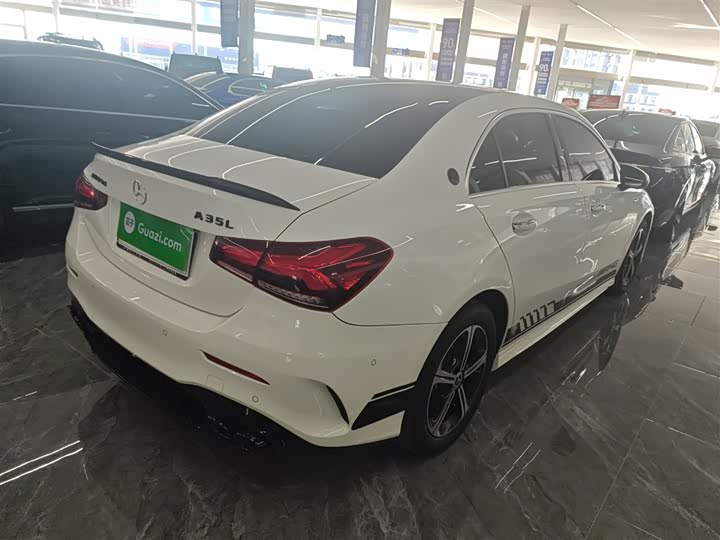 Фото 7 - Mercedes-Benz A-Class