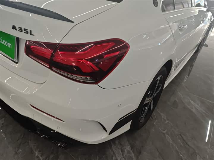 Фото 8 - Mercedes-Benz A-Class