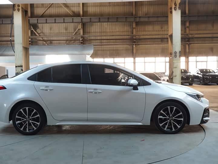 Фото 4 - Toyota Levin