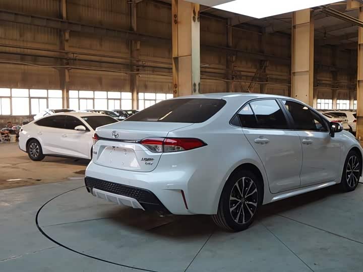 Фото 5 - Toyota Levin