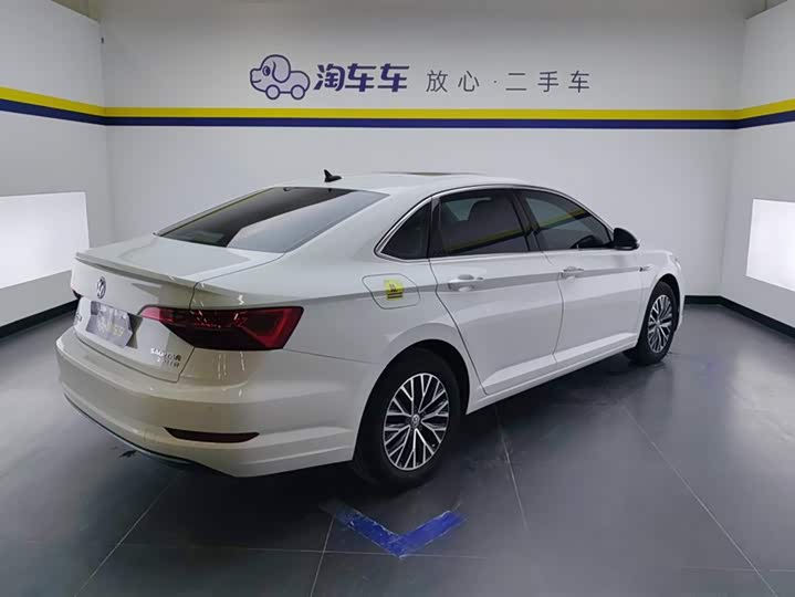 Фото 3 - Volkswagen Sagitar L