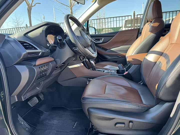 Фото 6 - Subaru Forester