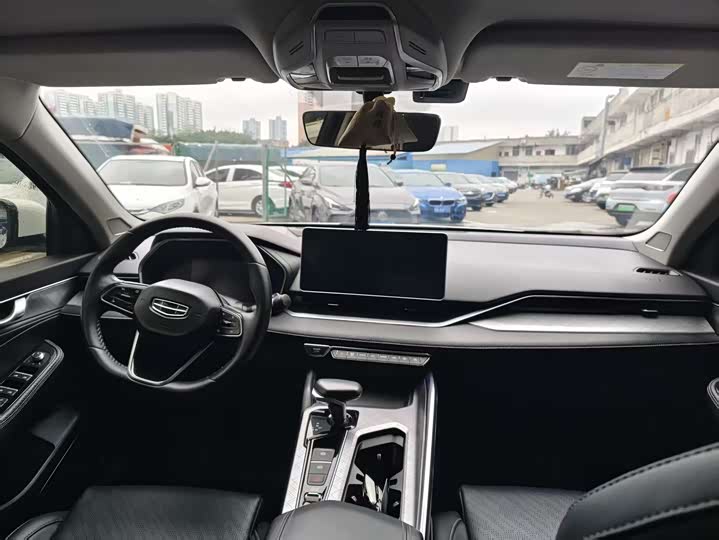 Фото 5 - Geely Preface