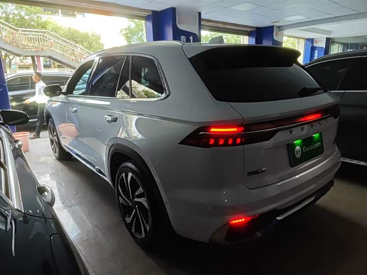 Фото 5 - Geely Monjaro