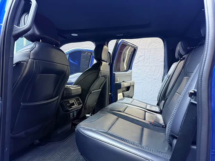 Фото 6 - Ford F-150 Raptor