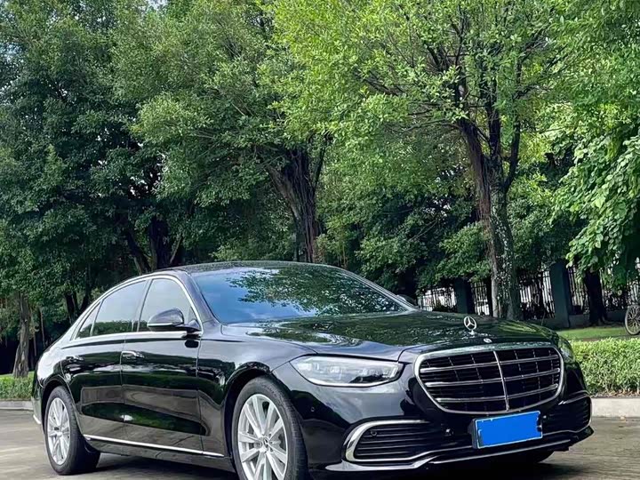 Фото 3 - Mercedes-Benz S-Class