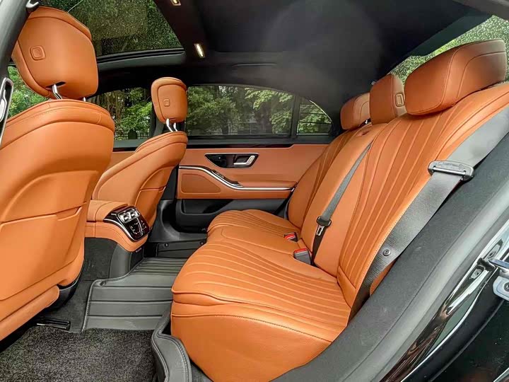 Фото 6 - Mercedes-Benz S-Class