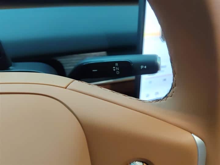 Фото 7 - Nio Onvo L60