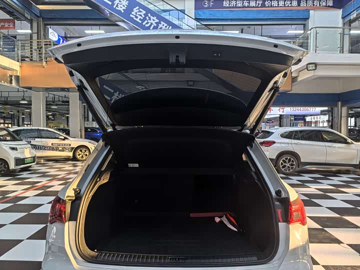 Фото 7 - Audi Q3