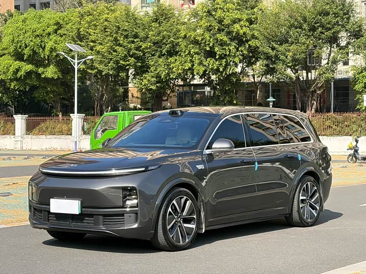 Фото 1 - LiXiang L9