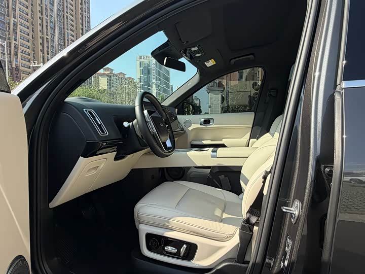 Фото 4 - LiXiang L9