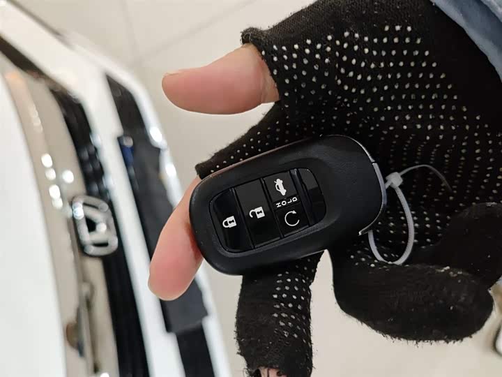 Фото 9 - Honda Civic