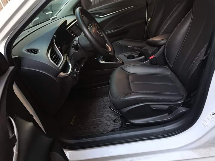 Фото 8 - Buick Excelle GT