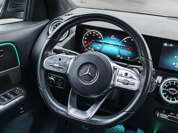 Фото 5 - Mercedes-Benz EQA