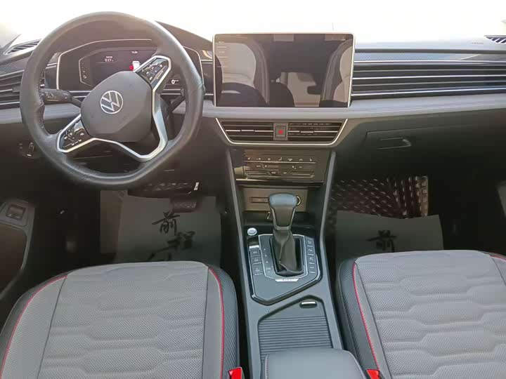 Фото 7 - Volkswagen Tiguan L Hybrid