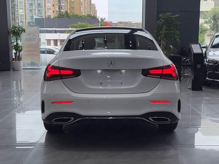 Фото 9 - Mercedes-Benz A-Class