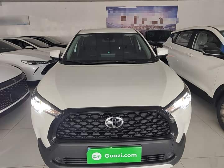 Фото 3 - Toyota Corolla Cross