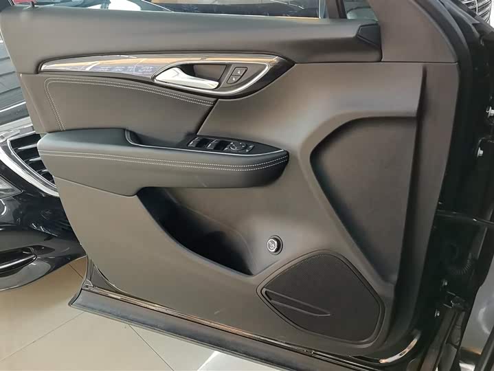 Фото 7 - Buick Envision Plus