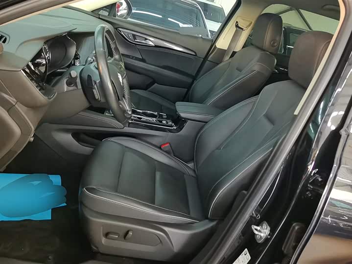 Фото 9 - Buick Envision Plus