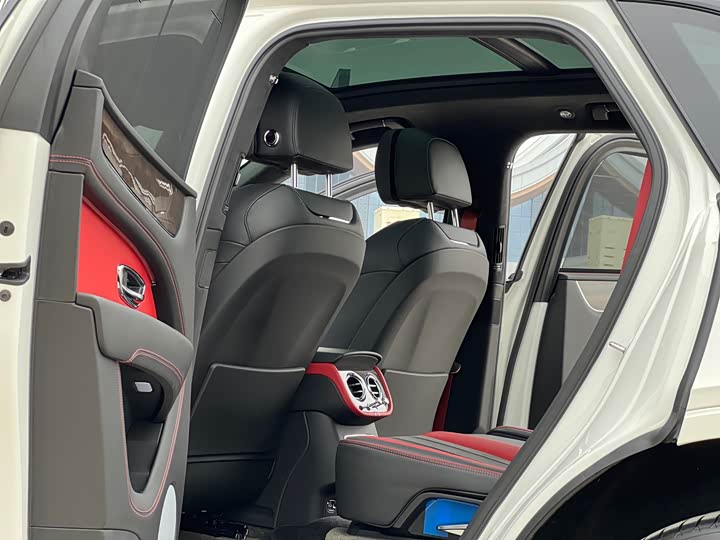 Фото 5 - Bentley Bentayga