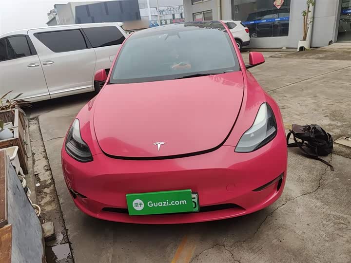 Фото 3 - Tesla Model Y