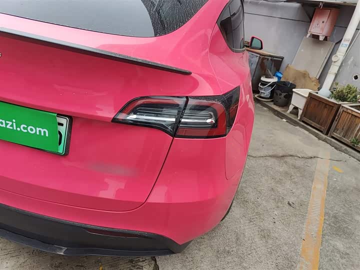 Фото 8 - Tesla Model Y