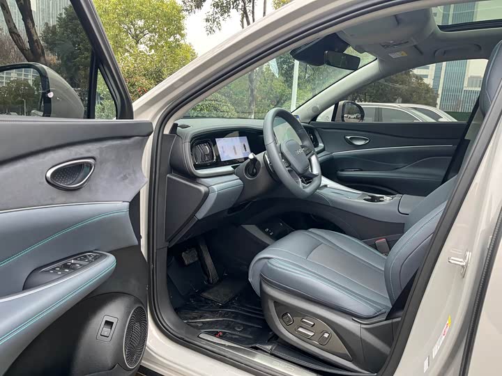 Фото 6 - BYD Sea Lion 07 DM-i Hybrid