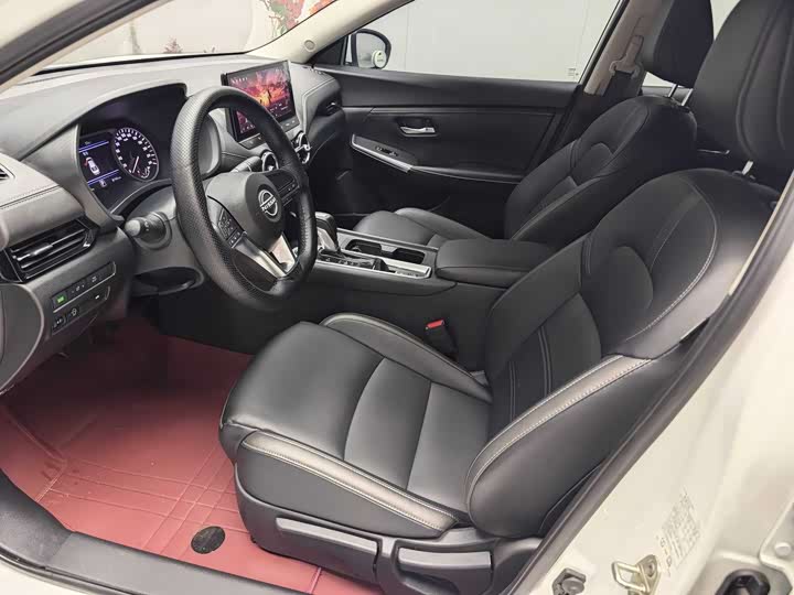 Фото 4 - Nissan Sylphy