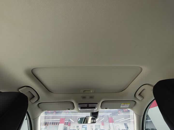 Фото 7 - Nissan Sylphy