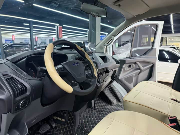 Фото 5 - Ford Transit