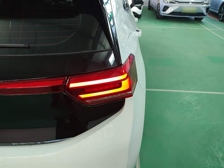 Фото 8 - Volkswagen ID.3