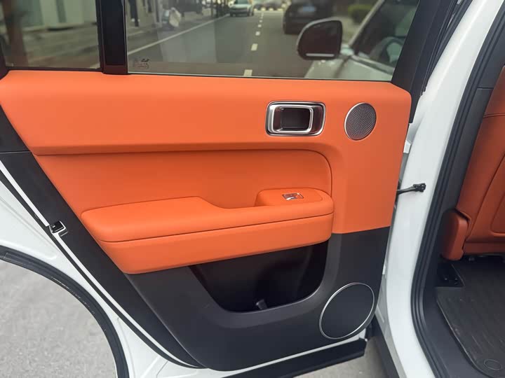 Фото 8 - LiXiang L6