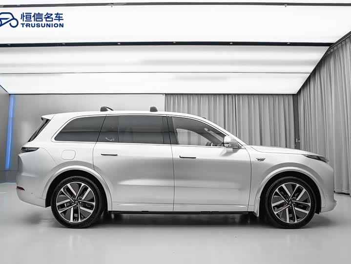 Фото 6 - LiXiang L9