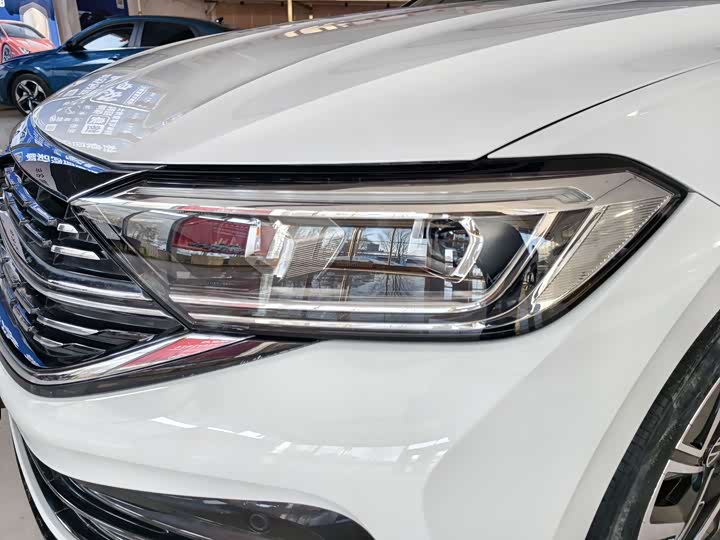 Фото 4 - Volkswagen Sagitar L