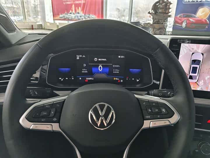 Фото 8 - Volkswagen Sagitar L