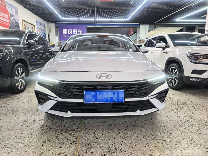 Фото 2 - Hyundai Elantra N line
