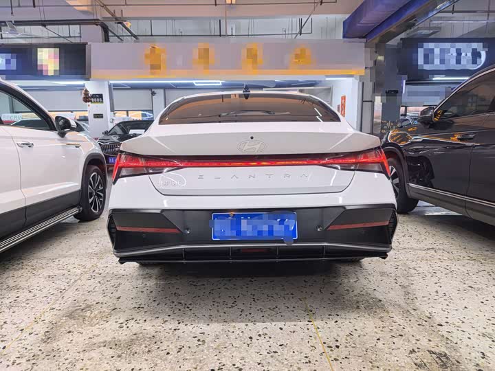 Фото 5 - Hyundai Elantra N line