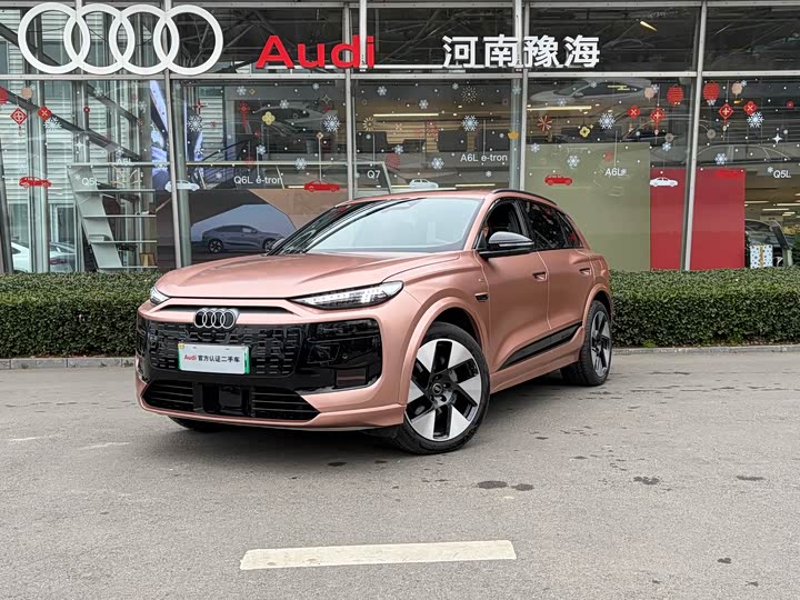 Фото 1 - Audi Q6L e-tron