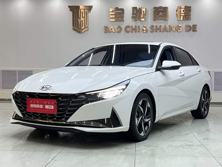 Фото 1 - Hyundai Elantra N line