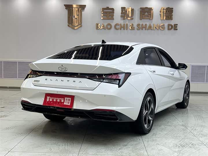 Фото 4 - Hyundai Elantra N line