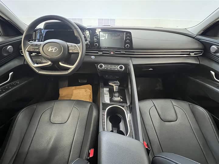 Фото 7 - Hyundai Elantra N line