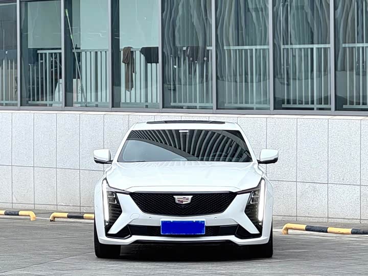 Фото 2 - Cadillac CT5