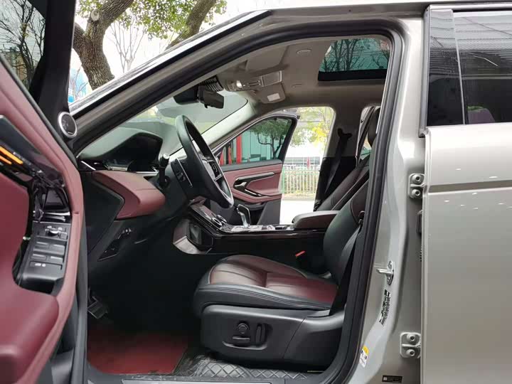 Фото 6 - Land Rover Range Rover Evoque L