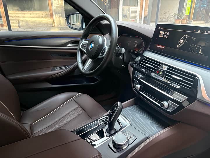 Фото 7 - BMW 5 Series