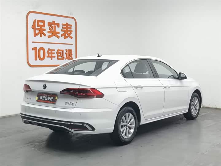 Фото 2 - Volkswagen Bora