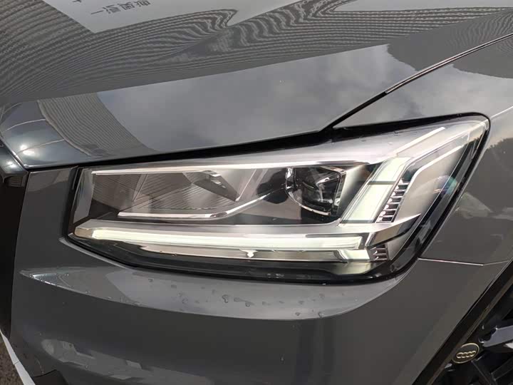 Фото 9 - Audi Q2L